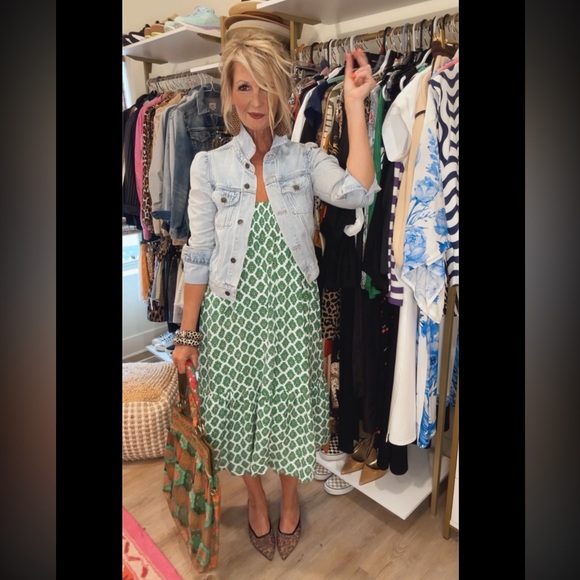 Elegant Green Maxi Skirt - Picture 5 of 10